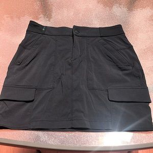 Athleta Skort, Size 2, Multiple Pockets, Breathable, Like New, Never Worn.